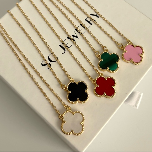 Black Clover Necklace Double Sided Gold Color Chain - Picture 6 of 9